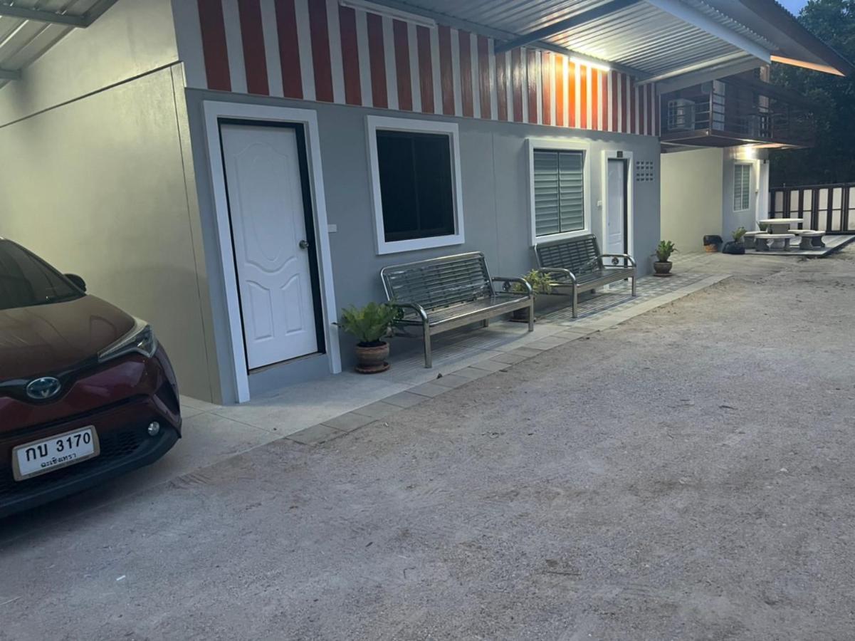 Rung Inn Homestay Ранонг Экстерьер фото