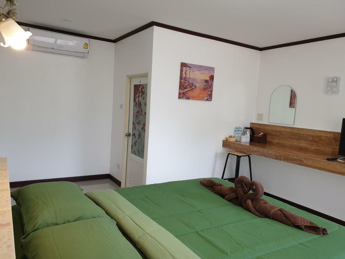 Rung Inn Homestay Ранонг Экстерьер фото
