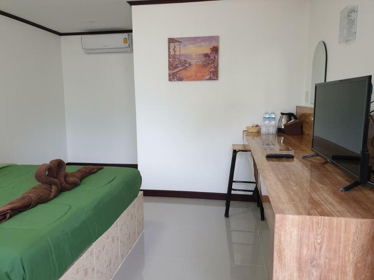 Rung Inn Homestay Ранонг Экстерьер фото