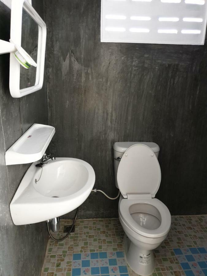 Rung Inn Homestay Ранонг Экстерьер фото